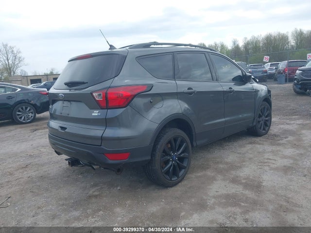 Ford ESCAPE SE 2019 1FMCU9GD3KUC18214 Image 4