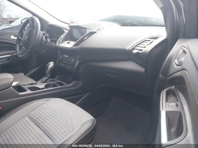 Ford ESCAPE SE 2019 1FMCU9GD3KUC18214 Image 5