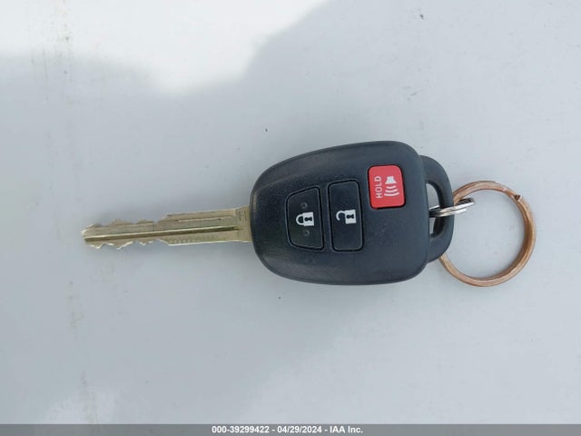 Toyota RAV4 LE 2014 2T3ZFREV8EW116788 Image 11