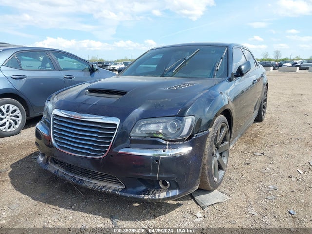 Chrysler 300 Srt8 2014 2C3CCAFJXEH200336 Image 2