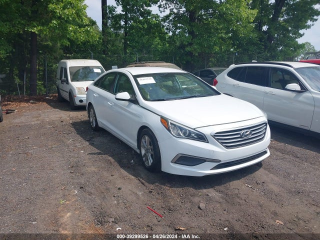 Hyundai SONATA ECO 2017 5NPE24AA1HH456117 Image 1