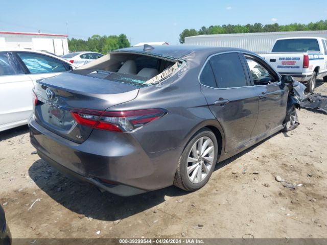 4T1C11AK5NU716565 Toyota CAMRY LE
