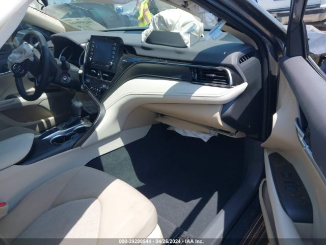 4T1C11AK5NU716565 Toyota CAMRY LE