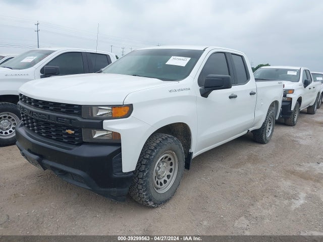 Chevrolet Silverado 1500 4wd Double Cab Standard Bed Wt 2020 1GCRYAEF0LZ215879 Image 2