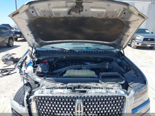 5LMJJ2TT2MEL11854 Lincoln Navigator Black Label