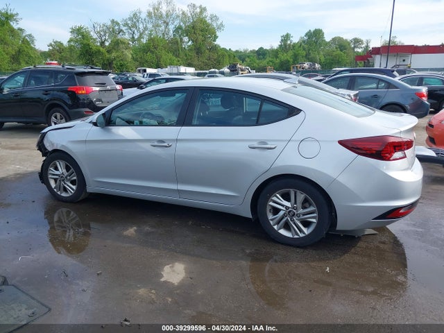 Hyundai ELANTRA SEL 2019 KMHD84LF1KU812867 Image 15