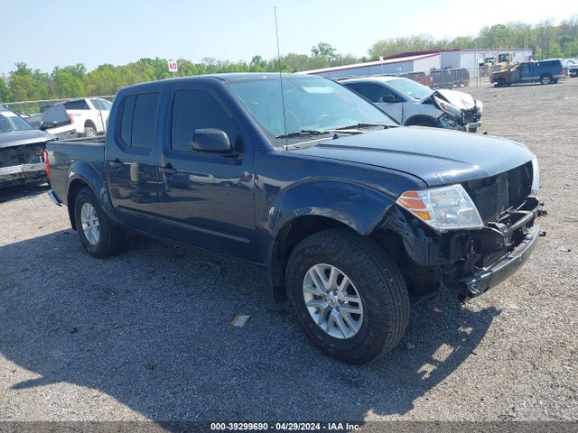 2019 1N6AD0EV4KN788944 main image