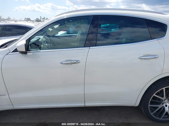 ZN661YUL2JX277542 Maserati Levante S Granlusso