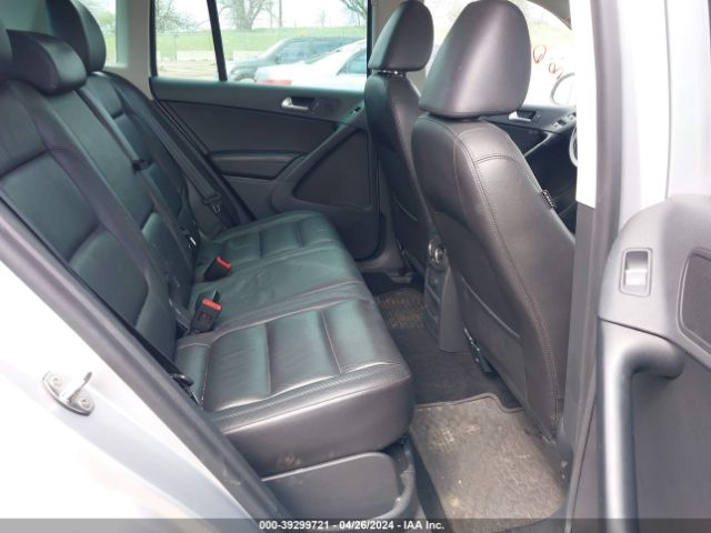 WVGUV7AX9HK021299 Volkswagen Tiguan 2.0t Sport