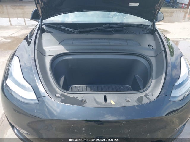 7SAYGDEF4NF572607 Tesla Model Y Performance Dual Motor All-wheel Drive