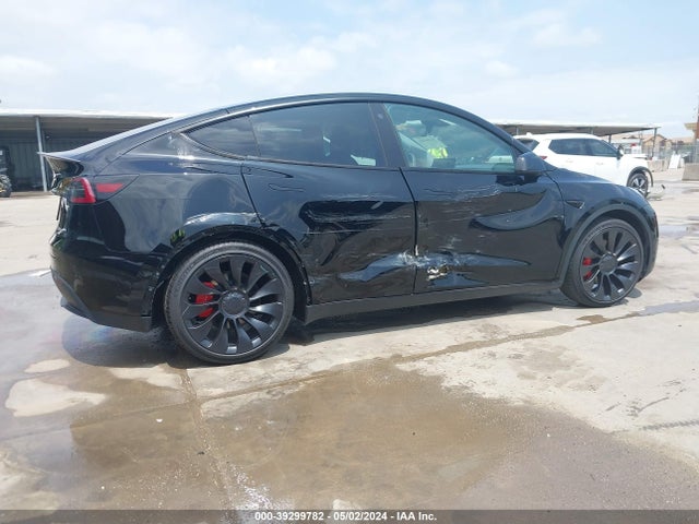7SAYGDEF4NF572607 Tesla Model Y Performance Dual Motor All-wheel Drive