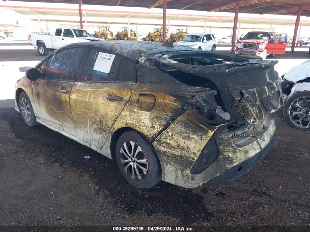 Toyota Prius Prime Le 2021 JTDKAMFP6M3196824 Image 3
