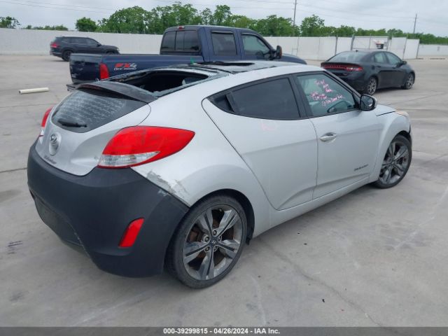 KMHTC6AD1GU281829 Hyundai Veloster