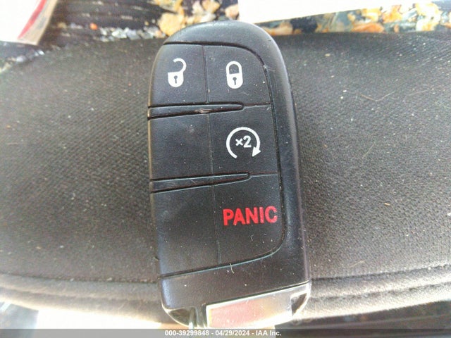 3C4PDCAB7JT496536 Dodge JOURNEY SE