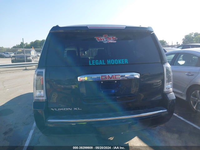 GMC YUKON XL DENALI 2017 1GKS2HKJ6HR337128 Image 17