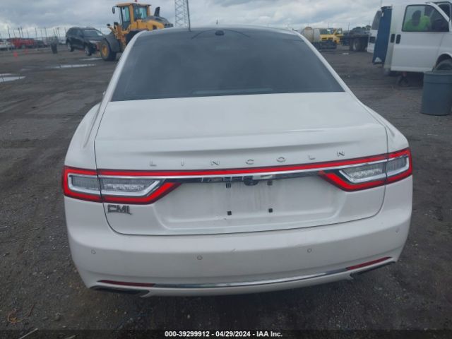 1LN6L9NCXH5623838 Lincoln Continental Reserve