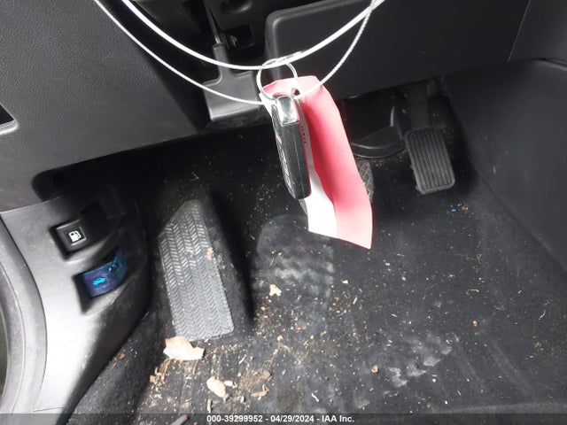 Honda CR-V EX 2018 7FARW1H55JE012101 Image 11