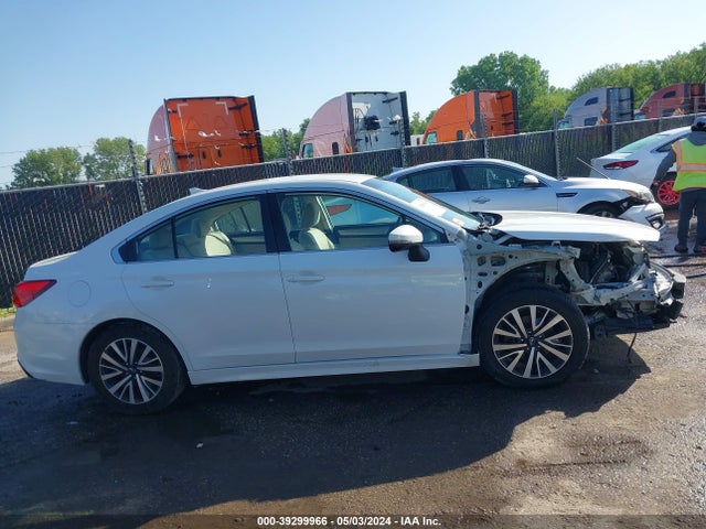 Subaru Legacy 2.5i Premium 2018 4S3BNAF68J3042315 Image 13