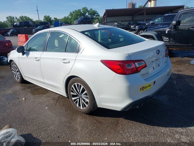 Subaru Legacy 2.5i Premium 2018 4S3BNAF68J3042315 Image 3