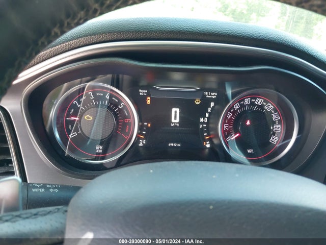 Dodge Challenger 392 Hemi Scat Pack Shaker 2017 2C3CDZFJ1HH519267 Image 7