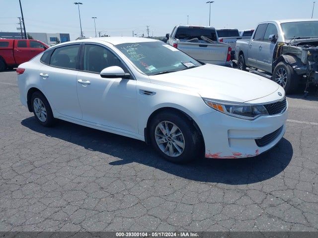 2016 KNAGT4L35G5106800 main image