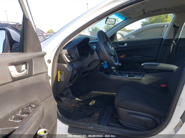 KIA Optima Lx 2016 KNAGT4L35G5106800 Image 5
