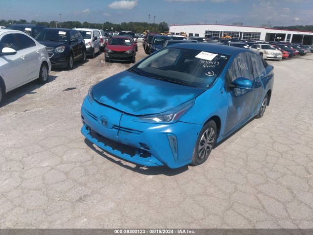 JTDL9MFU8M3030467 Toyota Prius Le Awd-e