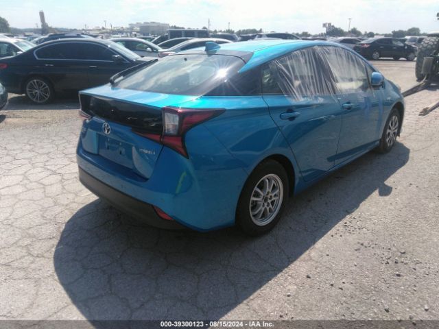JTDL9MFU8M3030467 Toyota Prius Le Awd-e