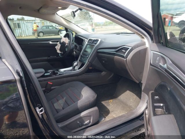 3FA6P0LU8GR315780 Ford Fusion Hybrid Se
