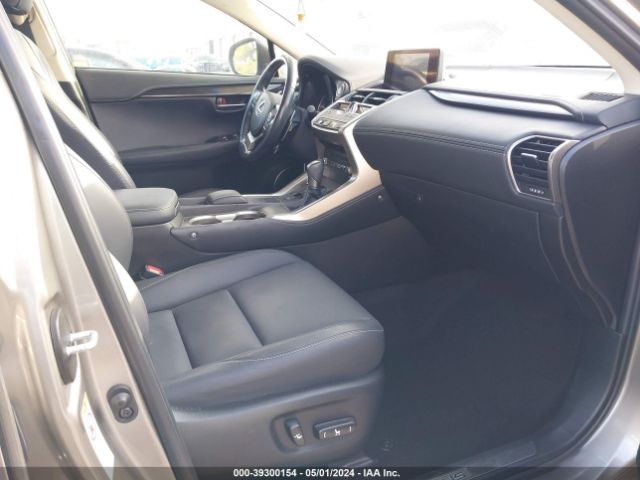 JTJYARBZXK2154770 Lexus NX 300