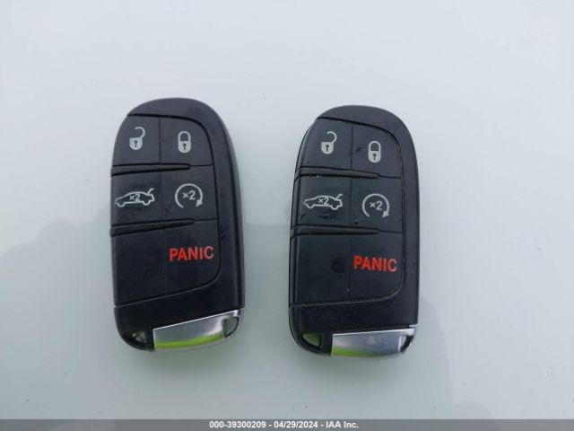 1C3CCCDG8FN664964 Chrysler 200 S