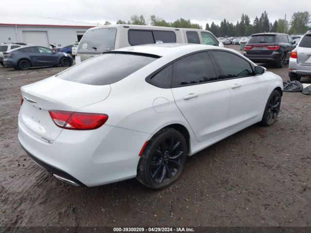 1C3CCCDG8FN664964 Chrysler 200 S