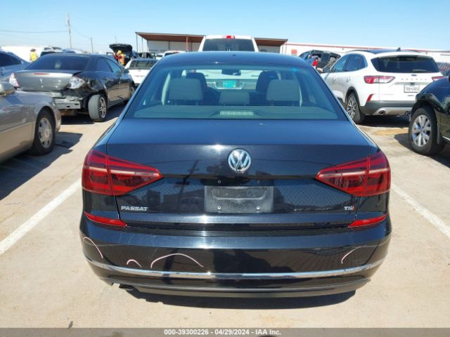 1VWAA7A3XJC043955 Volkswagen Passat 2.0t R-line/2.0t S