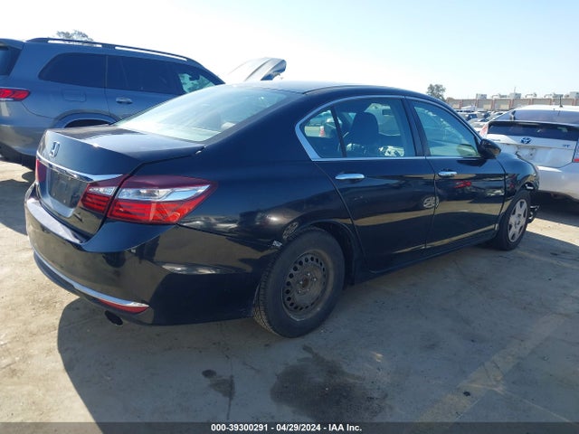 Honda ACCORD LX 2017 1HGCR2F37HA062115 Image 4