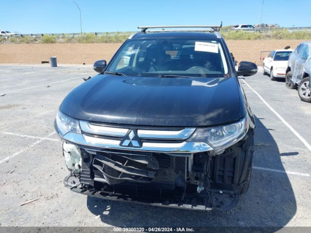 JA4AD3A3XJJ005473 Mitsubishi Outlander Sel