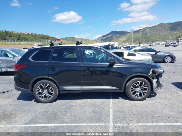 JA4AD3A3XJJ005473 Mitsubishi Outlander Sel