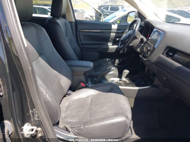 JA4AD3A3XJJ005473 Mitsubishi Outlander Sel