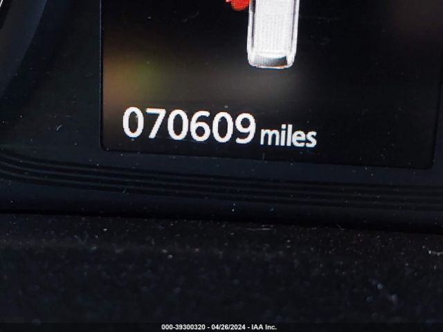 JA4AD3A3XJJ005473 Mitsubishi Outlander Sel
