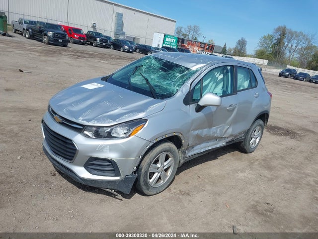 Chevrolet TRAX LS 2017 KL7CJNSB0HB181877 Image 2
