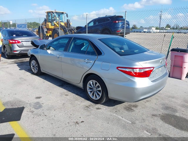 Toyota CAMRY LE 2017 4T1BF1FK7HU710566 Image 3