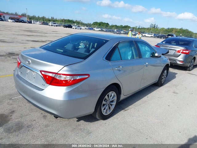 Toyota CAMRY LE 2017 4T1BF1FK7HU710566 Image 4