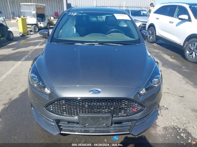 Ford FOCUS ST 2017 1FADP3L95HL329351 Image 12