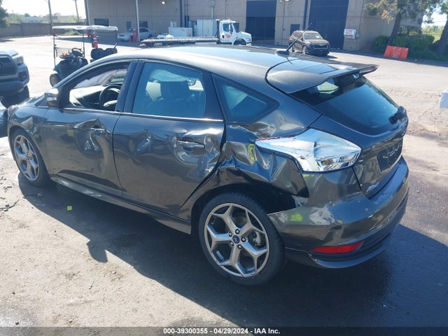 Ford FOCUS ST 2017 1FADP3L95HL329351 Image 3