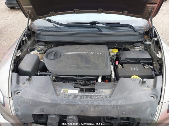 Jeep Cherokee Latitude 2016 1C4PJMCS5GW278822 Image 10