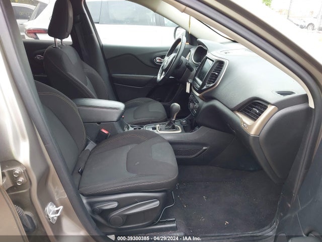 Jeep Cherokee Latitude 2016 1C4PJMCS5GW278822 Image 5