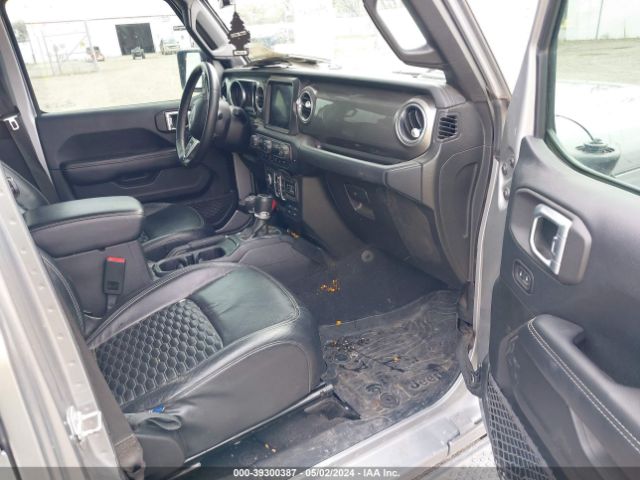 1C4HJXEN5JW278498 Jeep Wrangler Unlimited Sahara 4x4