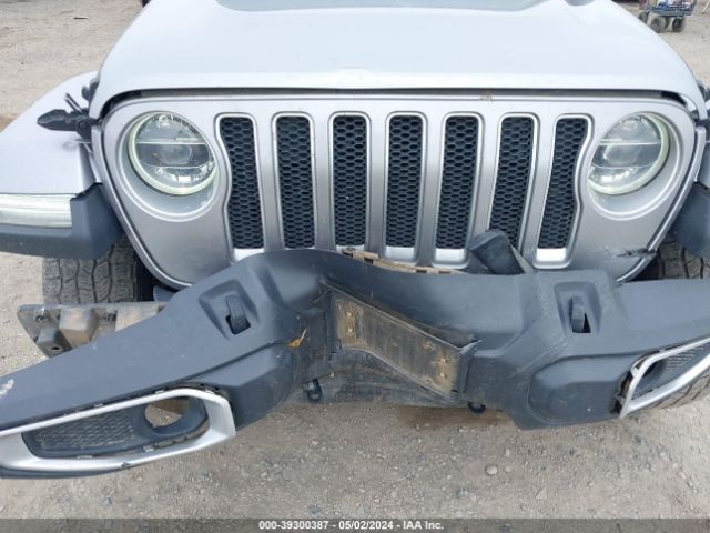 1C4HJXEN5JW278498 Jeep Wrangler Unlimited Sahara 4x4