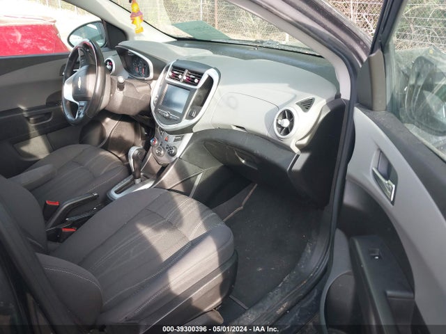 Chevrolet Sonic Lt Auto 2017 1G1JD5SH0H4121990 Image 5