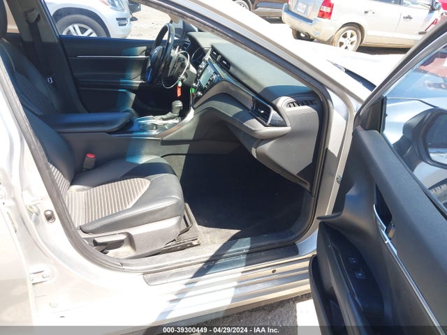 Toyota CAMRY SE 2020 4T1G11AK3LU310153 Image 5