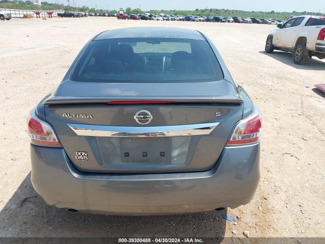 Nissan Altima 2.5 S 2015 1N4AL3AP2FN394109 Image 16